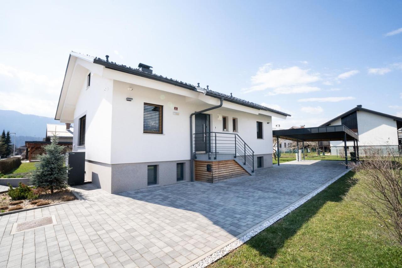 Home Away From Home Radovljica Exterior photo